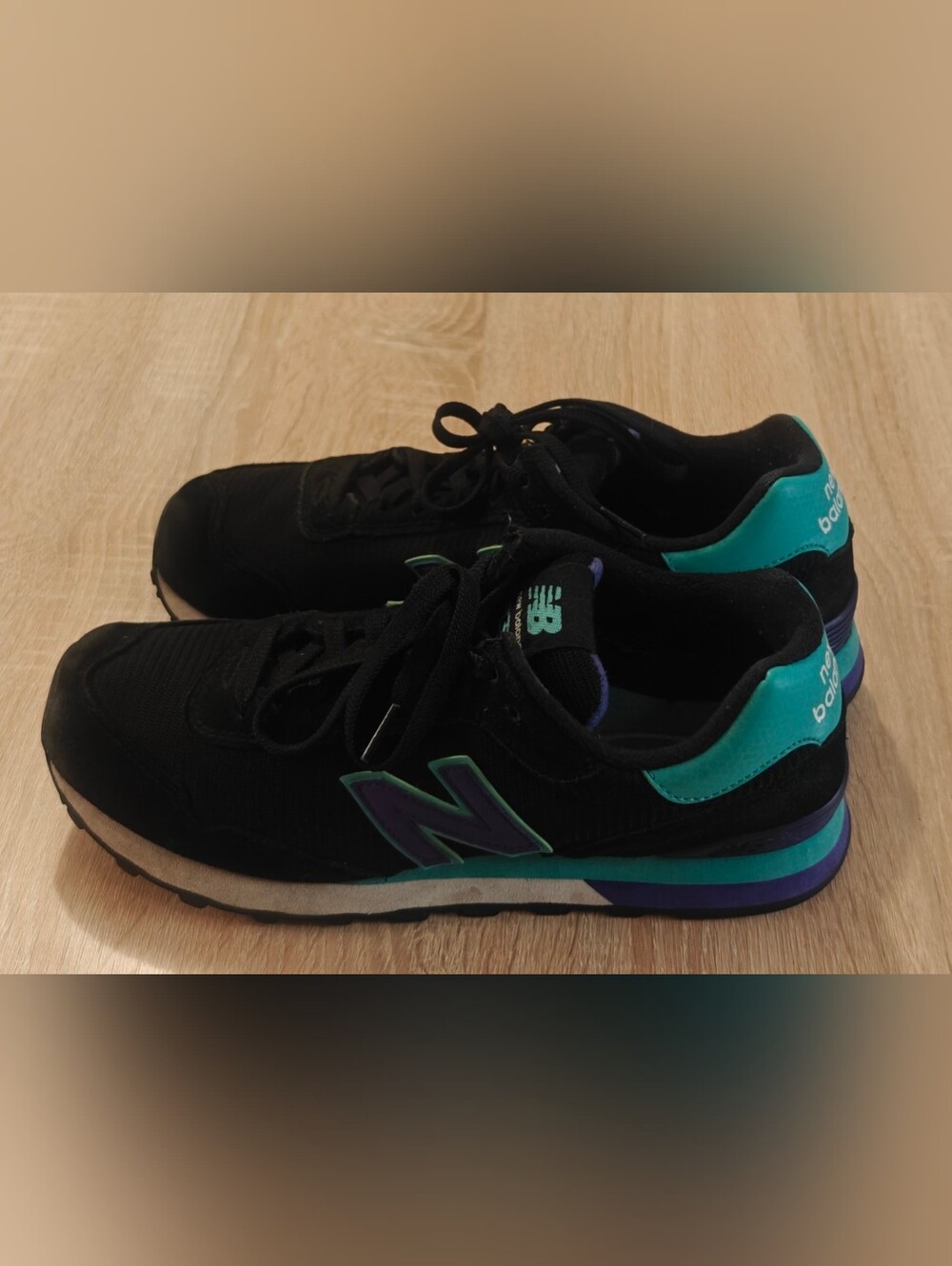 New Balance Women’s 9.5 Black Turquoise Suede Running Shoes Sneakers